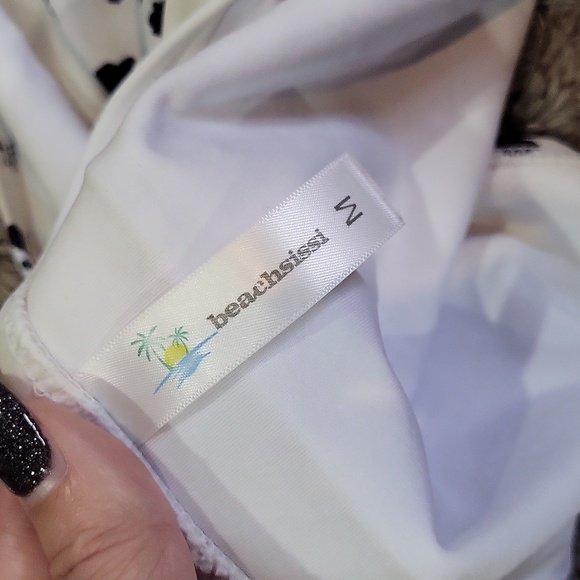 Beachsissi Swimsuit - Picture 9 of 9